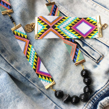 Load image into Gallery viewer, XO Acapulco Tribal Print Bracelet - White / Khaki